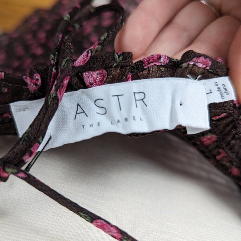 ASTR the Label Floral Print Smocked Babydoll Top in Brown Pink Ditsy - Picture 7 of 9